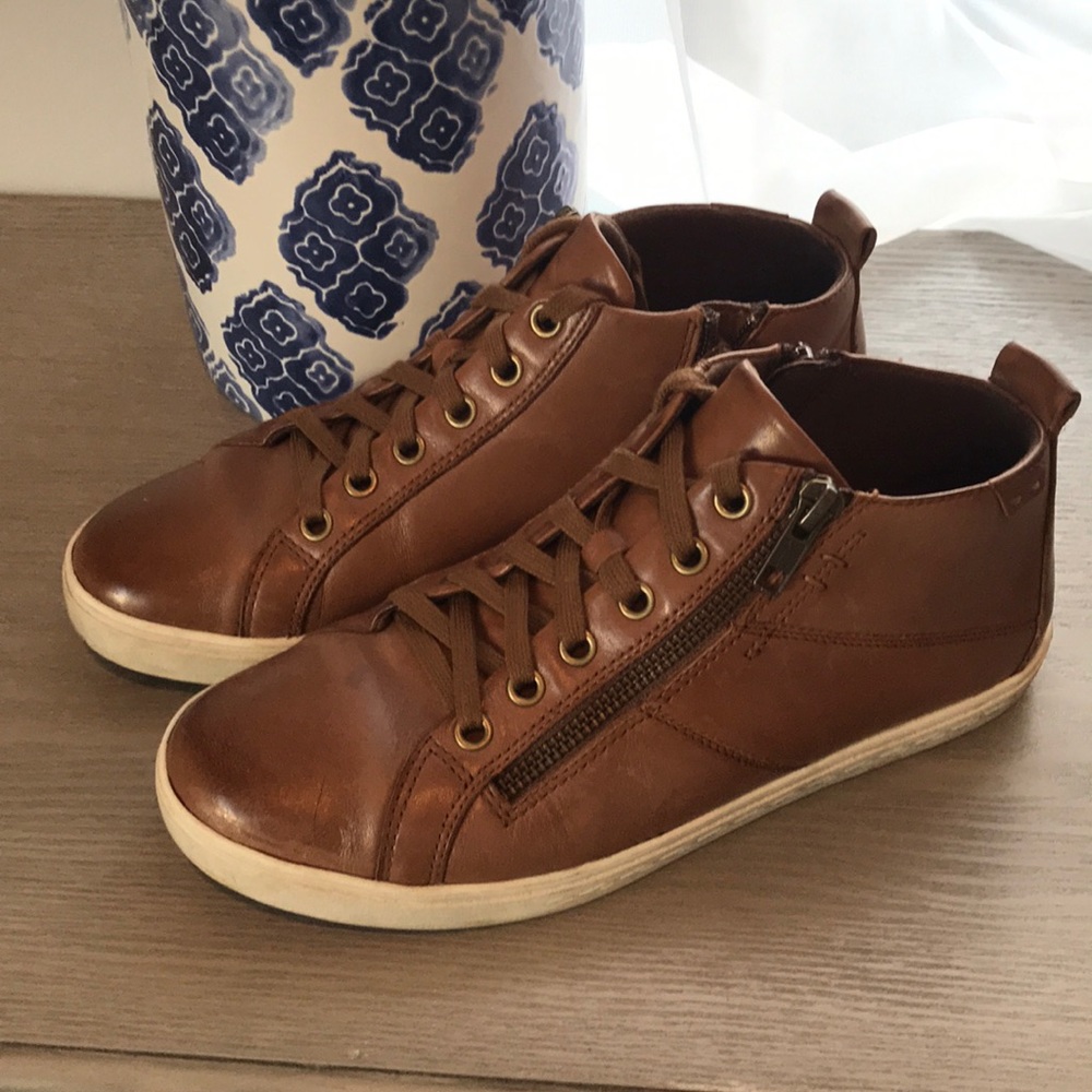 Rockport Leather Sneaker